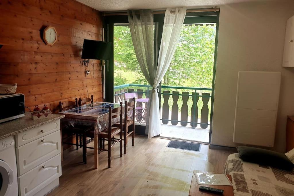 Appartement Pour 4 Personnes Au Pied Des Pistes Châtel Exteriér fotografie